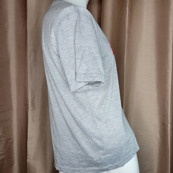 Tapout Men's Short Sleeve Graphic T-Shirt - Size: Large - Gray / Red - Picture 4 of 9